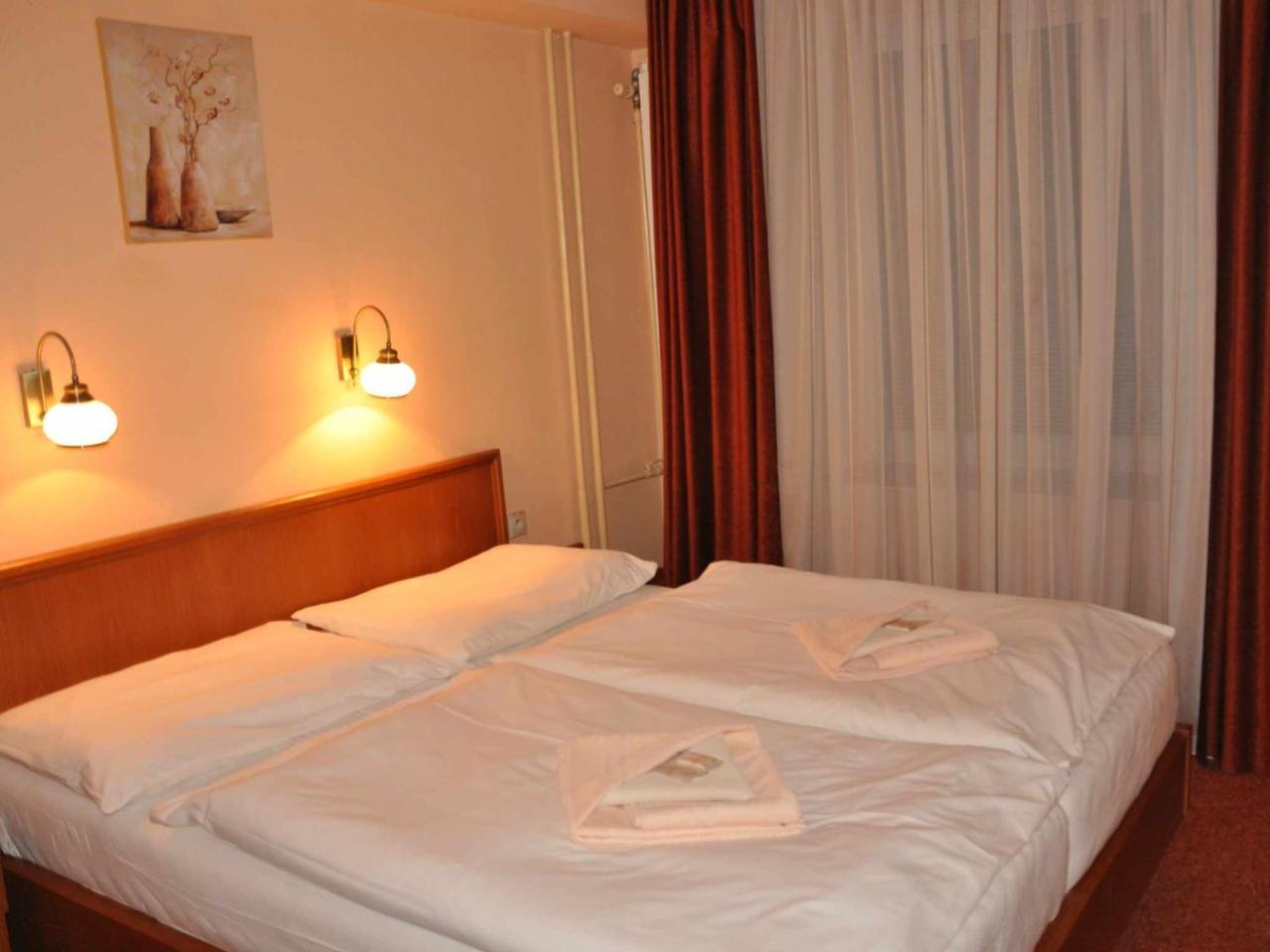 Hotel Pramen - Sivek Hotels Dudince Bagian luar foto